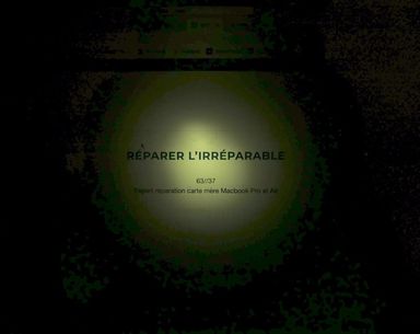 Image d'un écran sans rétroéclairage, eclairé artificiellement par l'arrière.